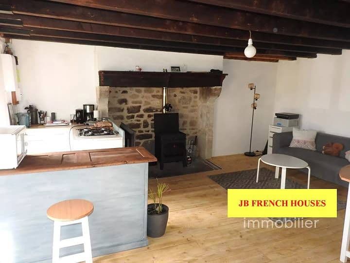 2 bedrooms house for sale in  France - Image 3