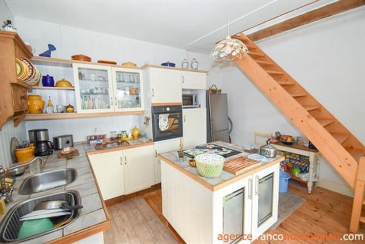 1 bedroom house for sale in La Porcherie, France - Image 8