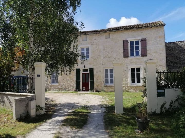 5 bedrooms house for sale in CHEF BOUTONNE, France