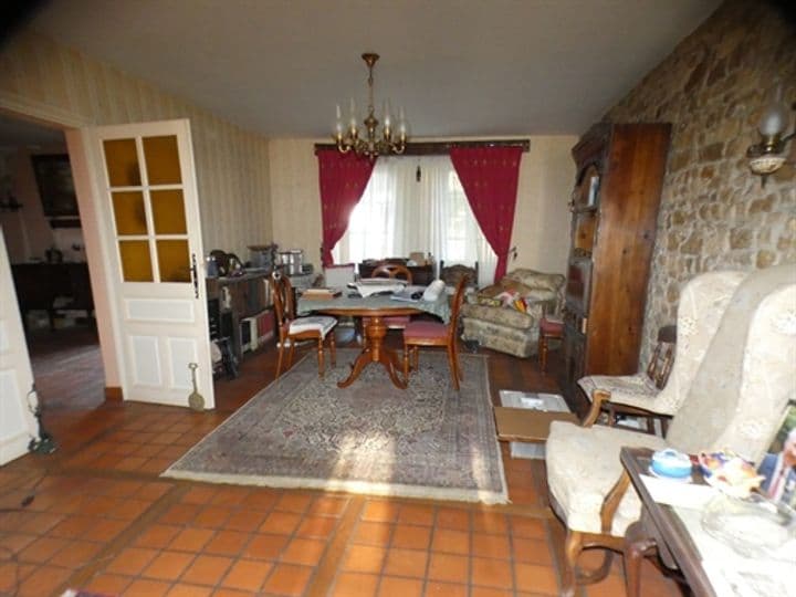 House for sale in Sainte-Hermine, France - Image 3