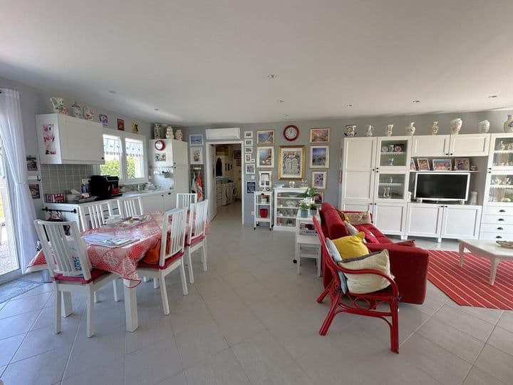 2 bedrooms house for sale in Marcigny, France - Image 3