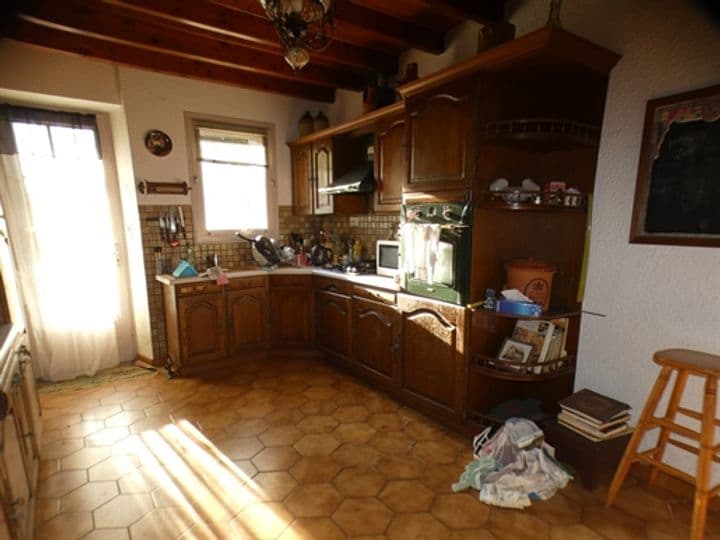 House for sale in Sainte-Hermine, France - Image 4