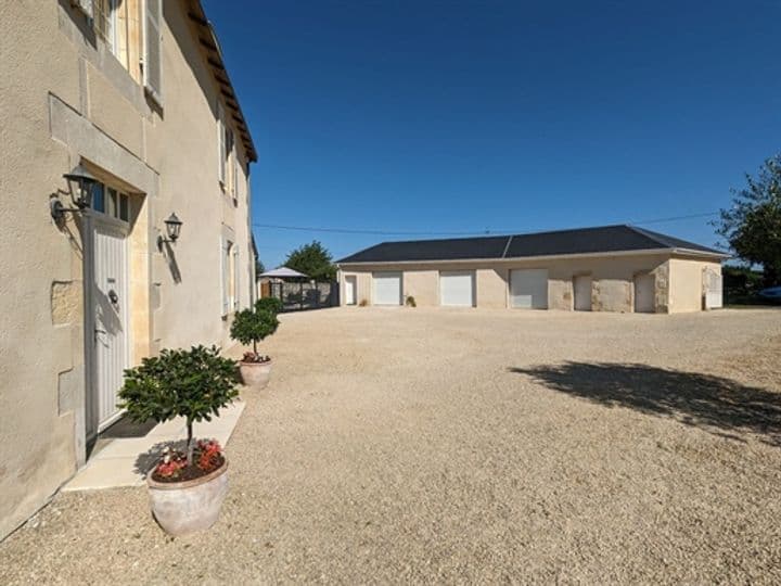 4 bedrooms house for sale in Poitiers, France - Image 9