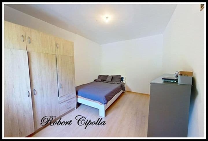 1 bedroom apartment for sale in Thil, France - Image 9