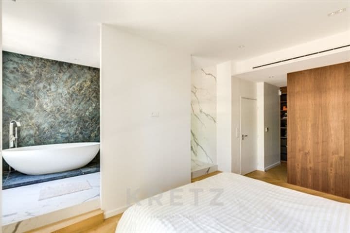 2 bedrooms apartment for sale in Marseille 8eme, France - Image 12