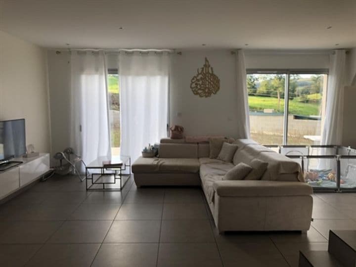 2 bedrooms house for sale in Thizy, France