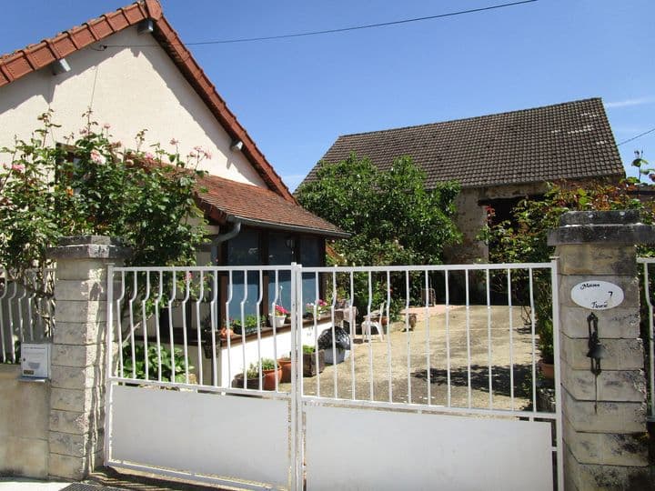 3 bedrooms house for sale in  France - Image 10