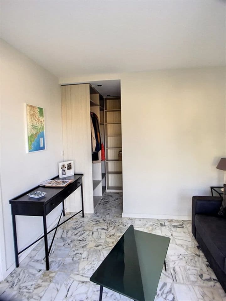 2 bedrooms apartment for sale in Cannes, France - Image 2