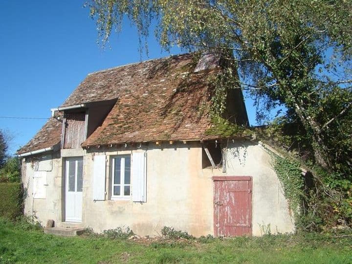 House for sale in La Chatre, France - Image 4