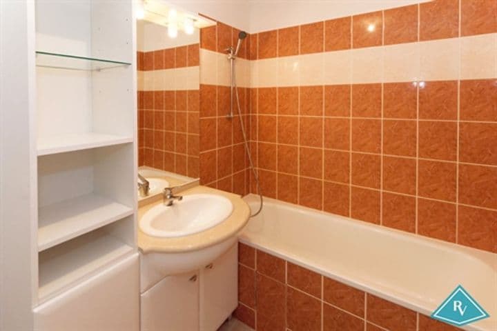 1 bedroom apartment for sale in Tourlaville, France - Image 2