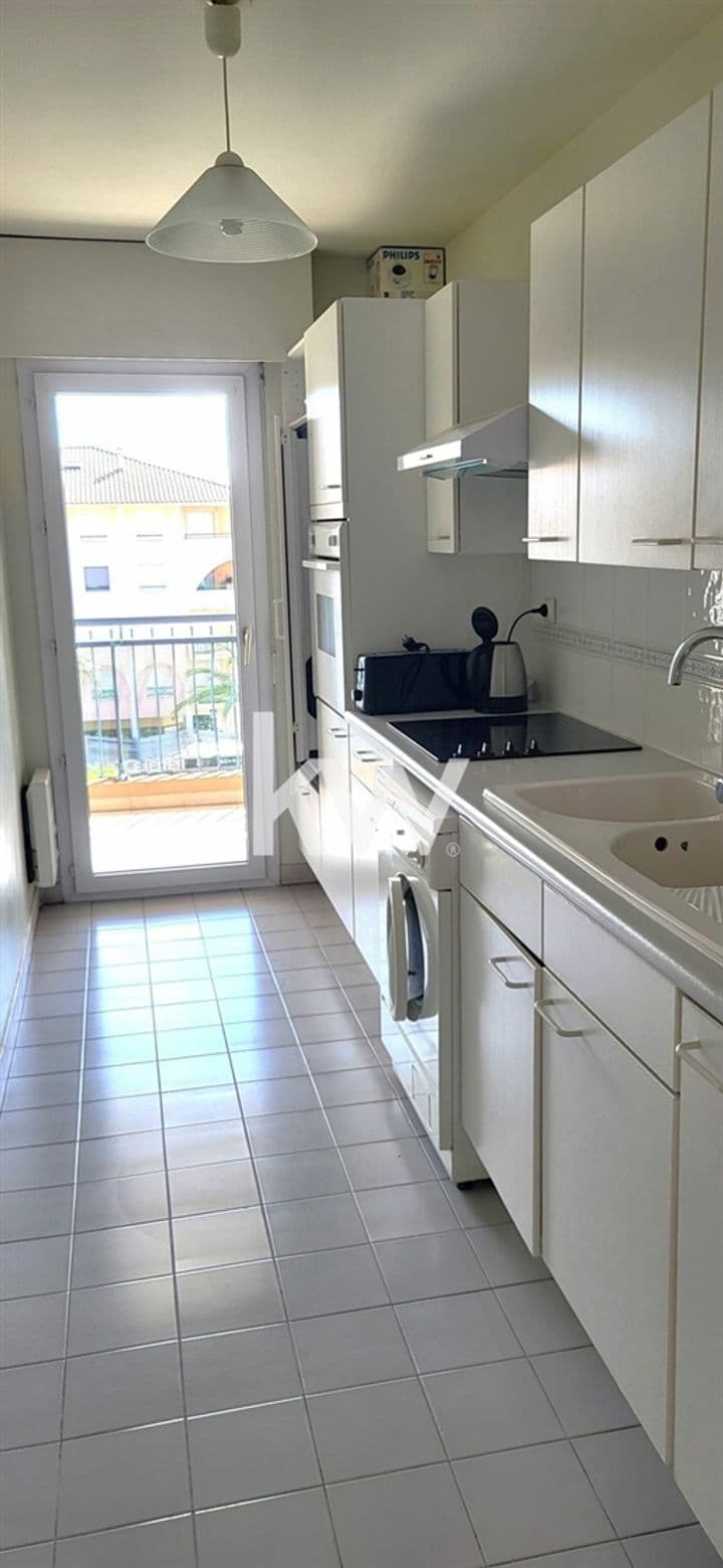 2 bedrooms apartment for sale in Frejus, France - Image 6