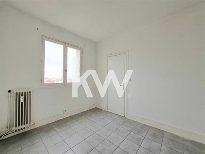 3 bedrooms apartment for sale in Nimes, France - Image 3