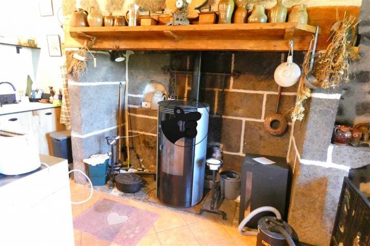 2 bedrooms house for sale in Cantal (15), France - Image 7