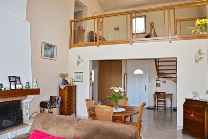 4 bedrooms house for sale in Angers, France - Image 2