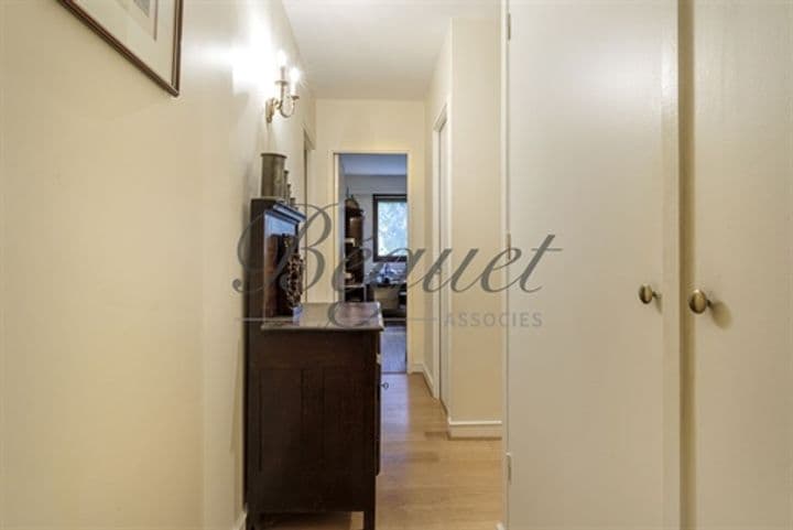 3 bedrooms apartment for sale in Versailles, France - Image 3