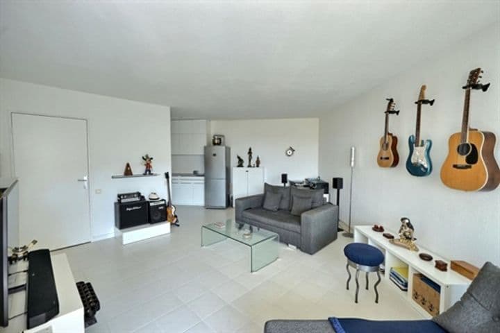 1 bedroom apartment for sale in Antibes, France - Image 2