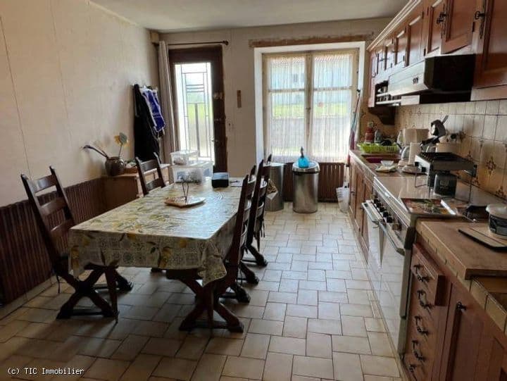 2 bedrooms house for sale in Saint-Claud, France - Image 4