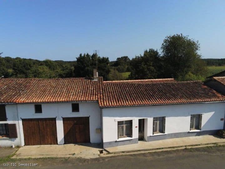 2 bedrooms house for sale in Saint-Claud, France