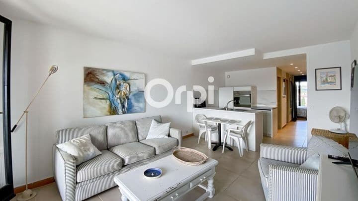 1 bedroom house for sale in  France - Image 3