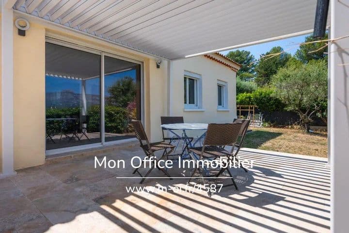 2 bedrooms house for sale in  France - Image 5