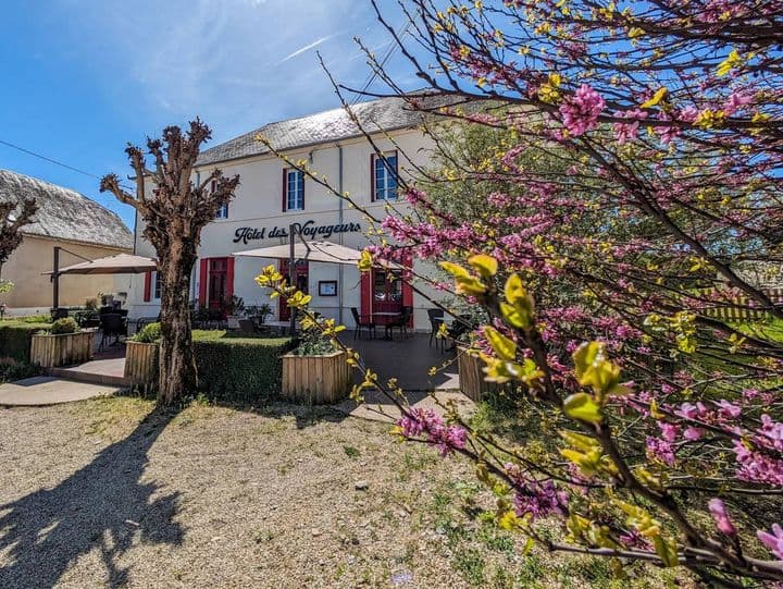 10 bedrooms house for sale in  France