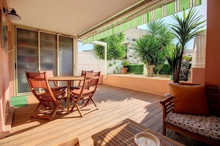 3 bedrooms apartment for sale in Saint-Raphael, France - Image 3