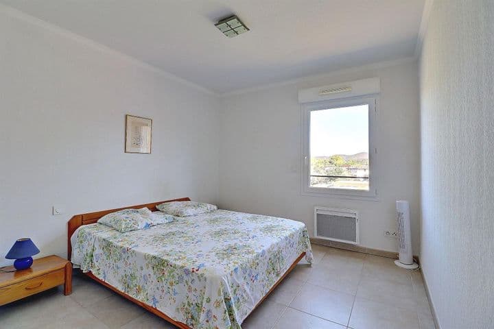 2 bedrooms apartment for sale in Frejus, France - Image 3