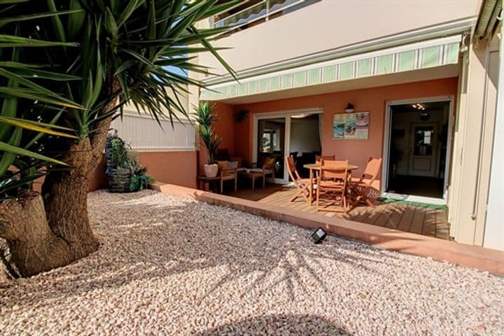 3 bedrooms apartment for sale in Saint-Raphael, France - Image 2