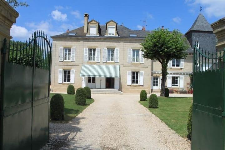 10 bedrooms house for sale in  France - Image 3