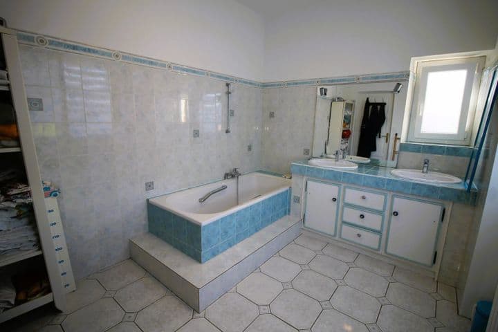 3 bedrooms house for sale in  France - Image 10