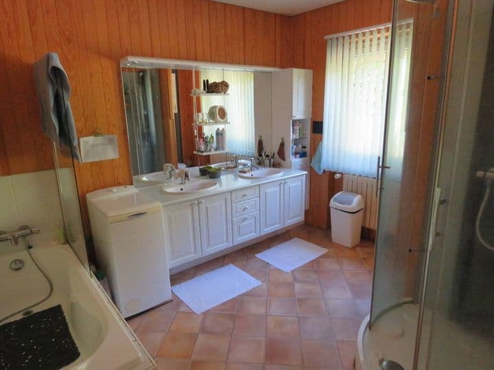 5 bedrooms house for sale in JUILLAC, France - Image 8