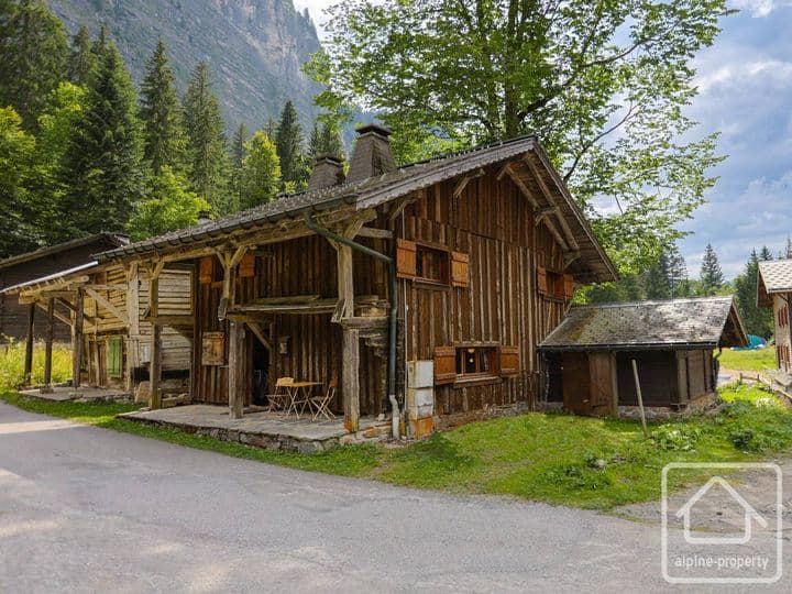 4 bedrooms house for sale in Montriond, France