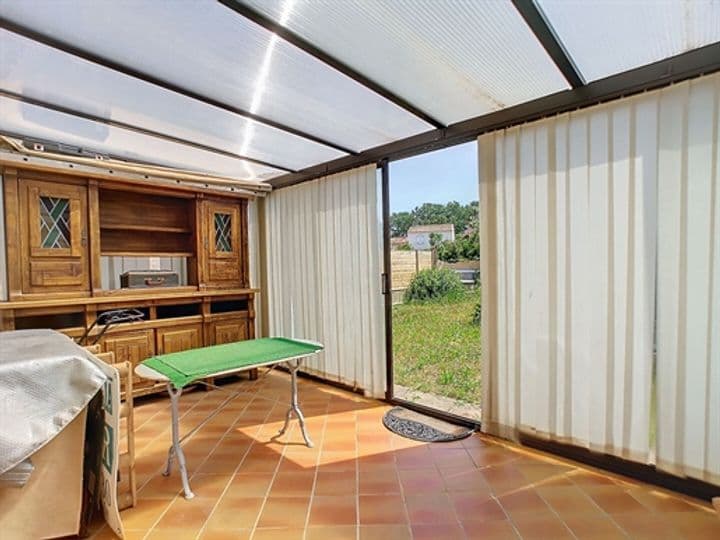 3 bedrooms house for sale in Frejus, France - Image 9