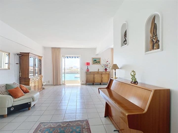 3 bedrooms apartment for sale in Saint-Raphael, France - Image 3