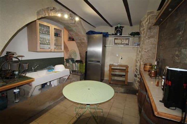 House for sale in Fabrezan, France - Image 9