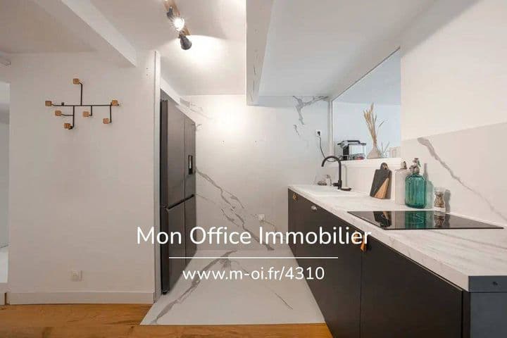 2 bedrooms house for sale in  France - Image 5