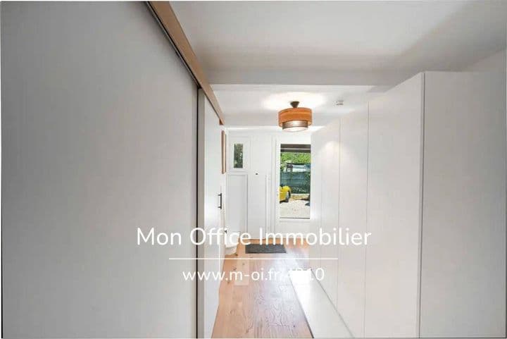 2 bedrooms house for sale in  France - Image 10