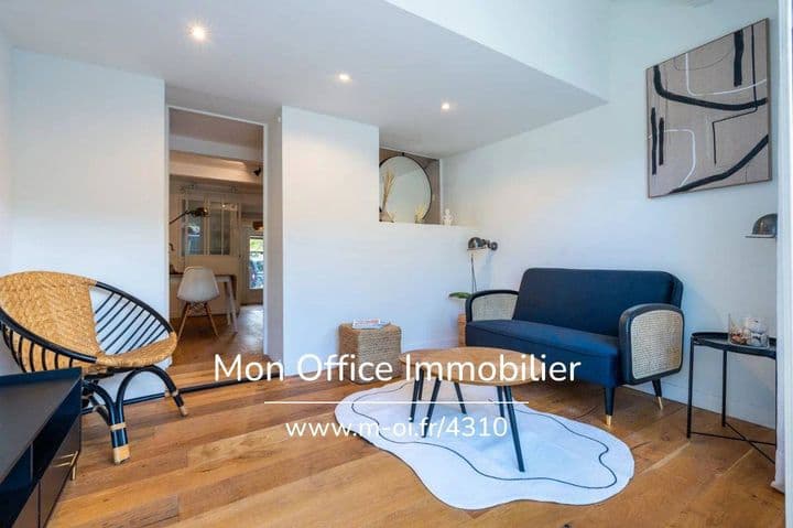 2 bedrooms house for sale in  France - Image 3