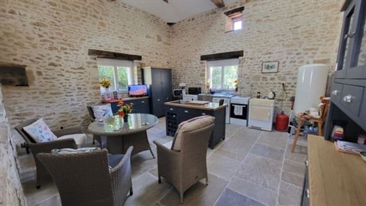 1 bedroom house for sale in Saint-Claud, France - Image 5