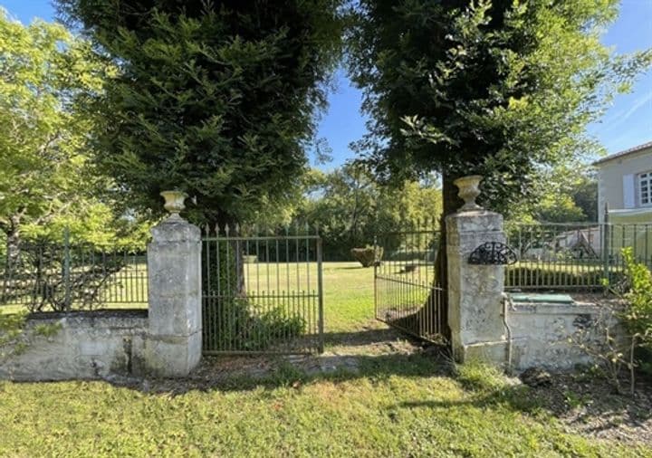 4 bedrooms other for sale in Cognac, France - Image 3