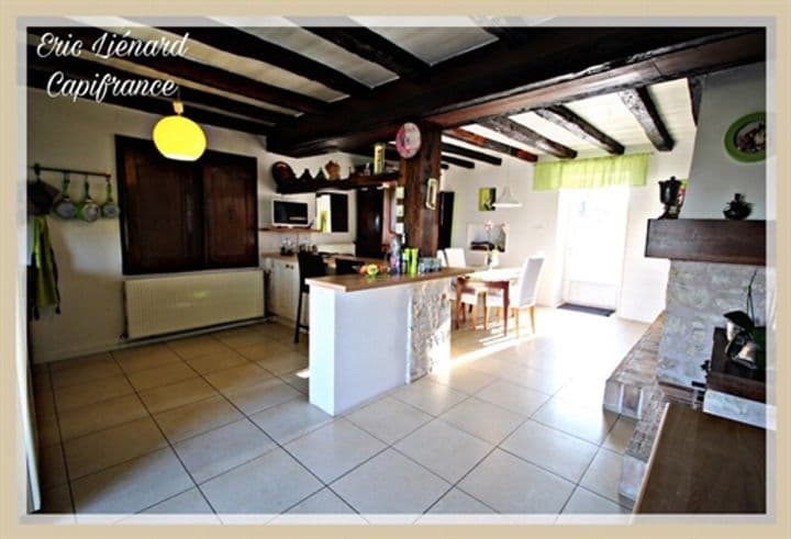 7 bedrooms other for sale in Saint-Maixent-lEcole, France - Image 9