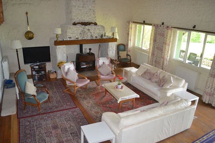 3 bedrooms house for sale in  France - Image 8