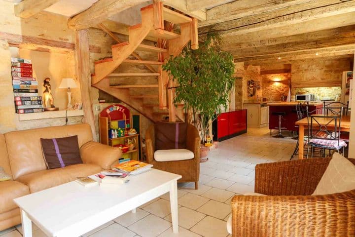 2 bedrooms house for sale in St-Cyprien, France - Image 3