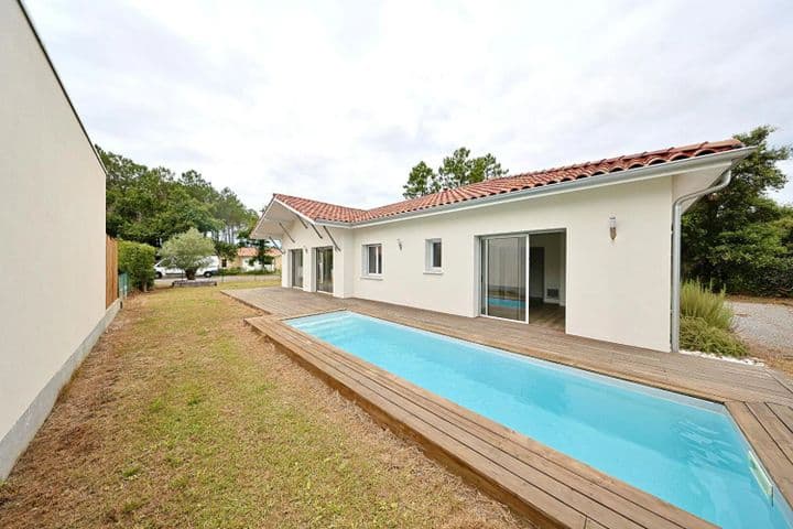 4 bedrooms house for sale in  France - Image 8