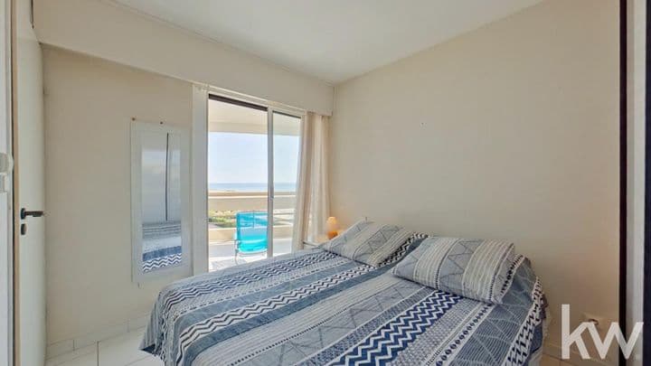 1 bedroom apartment for sale in Canet-en-Roussillon, France - Image 3