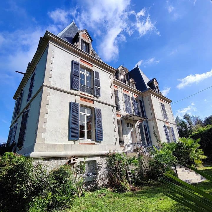 9 bedrooms house for sale in  France - Image 11