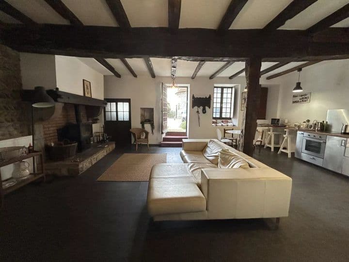 5 bedrooms house for sale in  France - Image 6