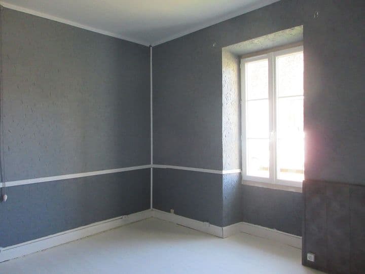 2 bedrooms house for sale in  France - Image 5