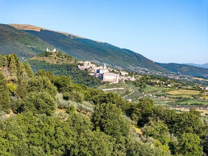 5 bedrooms house for sale in Assisi, Italy - Image 9