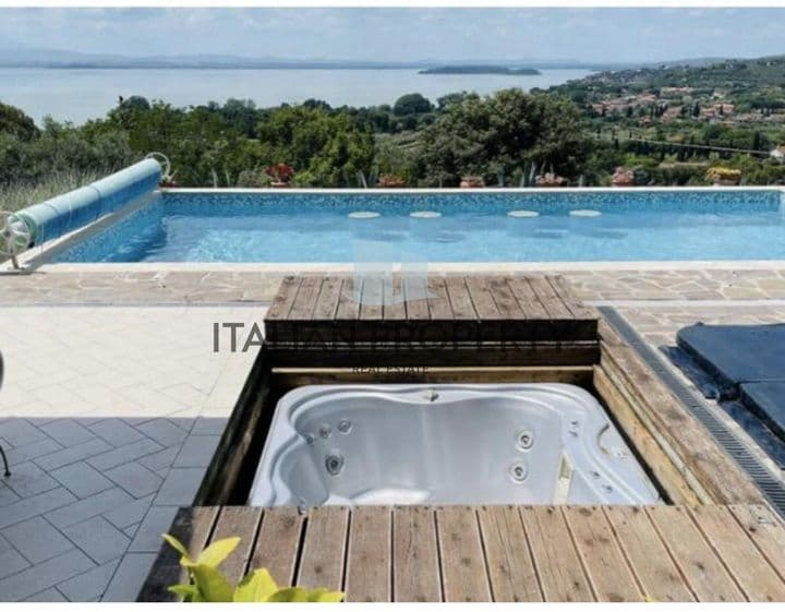 3 bedrooms house for sale in Passignano sul Trasimeno, Italy - Image 4